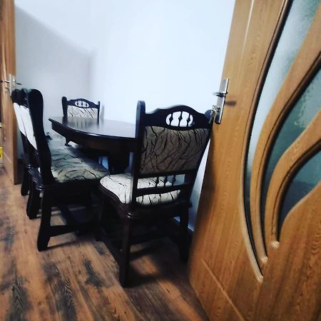 Apartamento La Bunici Baia Mare Exterior foto